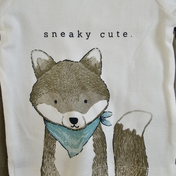 Set of 3 Carter's 9 to 12 month short sleeve fox shirt a pant and jacket - Picture 3 of 9